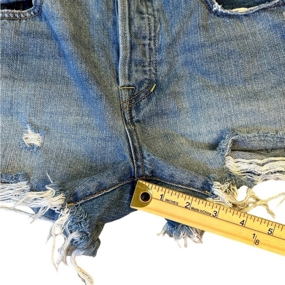 Women's Blue Denim Shorts by We The Free 26 🩷 - Picture 7 of 9